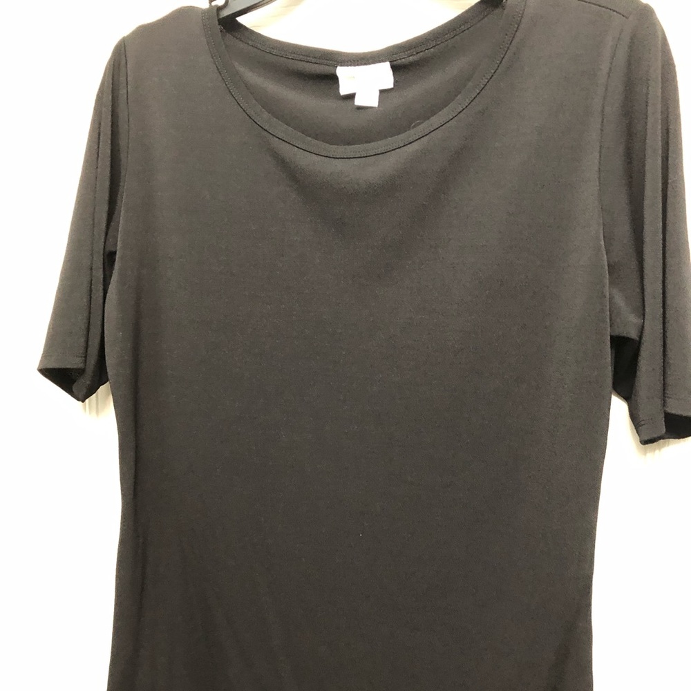 LuLaRoe GiGi Shirt